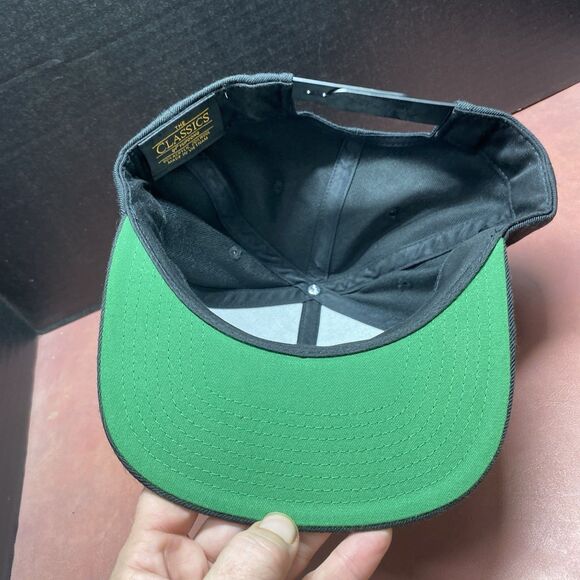Yupoong Snapback The Classics Black Cocktail Adjustable Baseball Cap Hat OSFM - Picture 8 of 12
